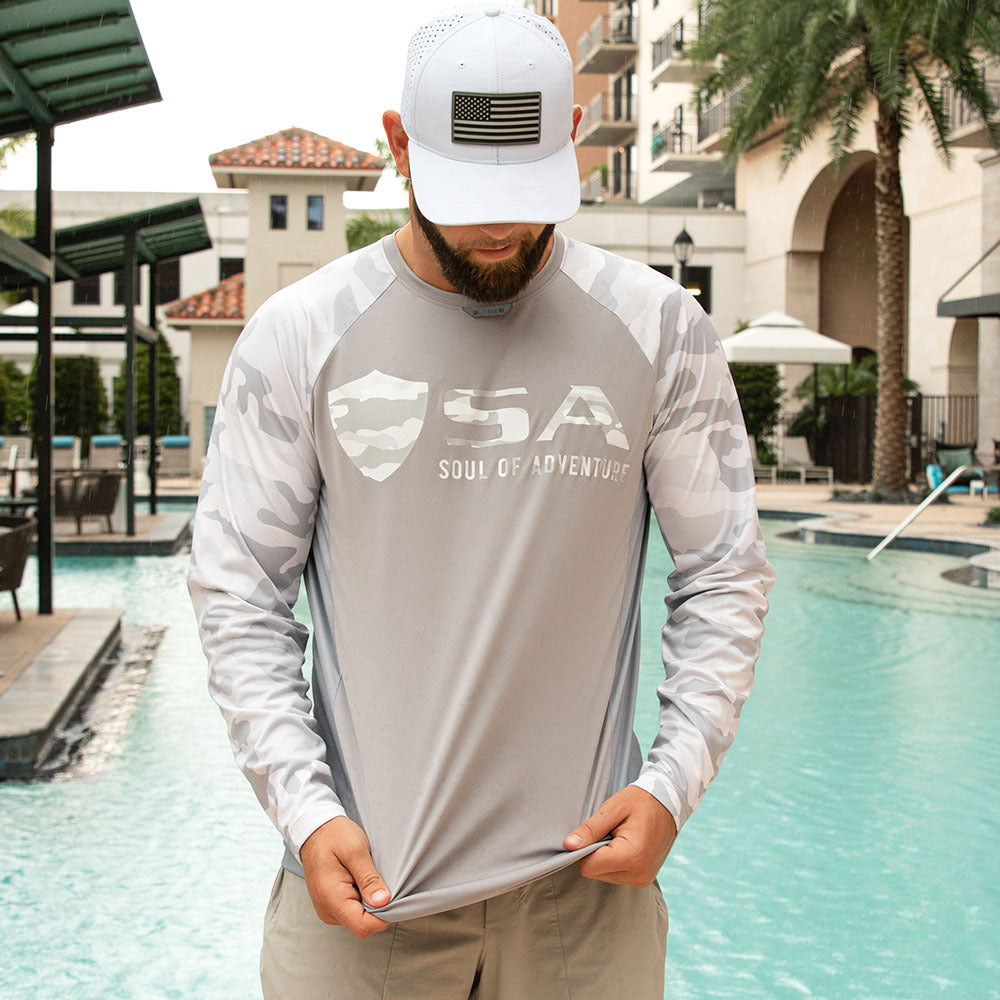 MESH SNAPBACK + PERFORMANCE SHIRT